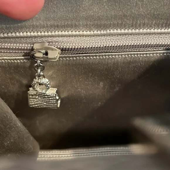 Judith Leiber snakeskin handbag - Picture 12 of 15